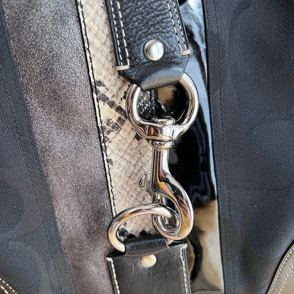 Coach Hamptons Hobo Purse Monogram Python Stripe Shoulder Bag - Picture 9 of 13